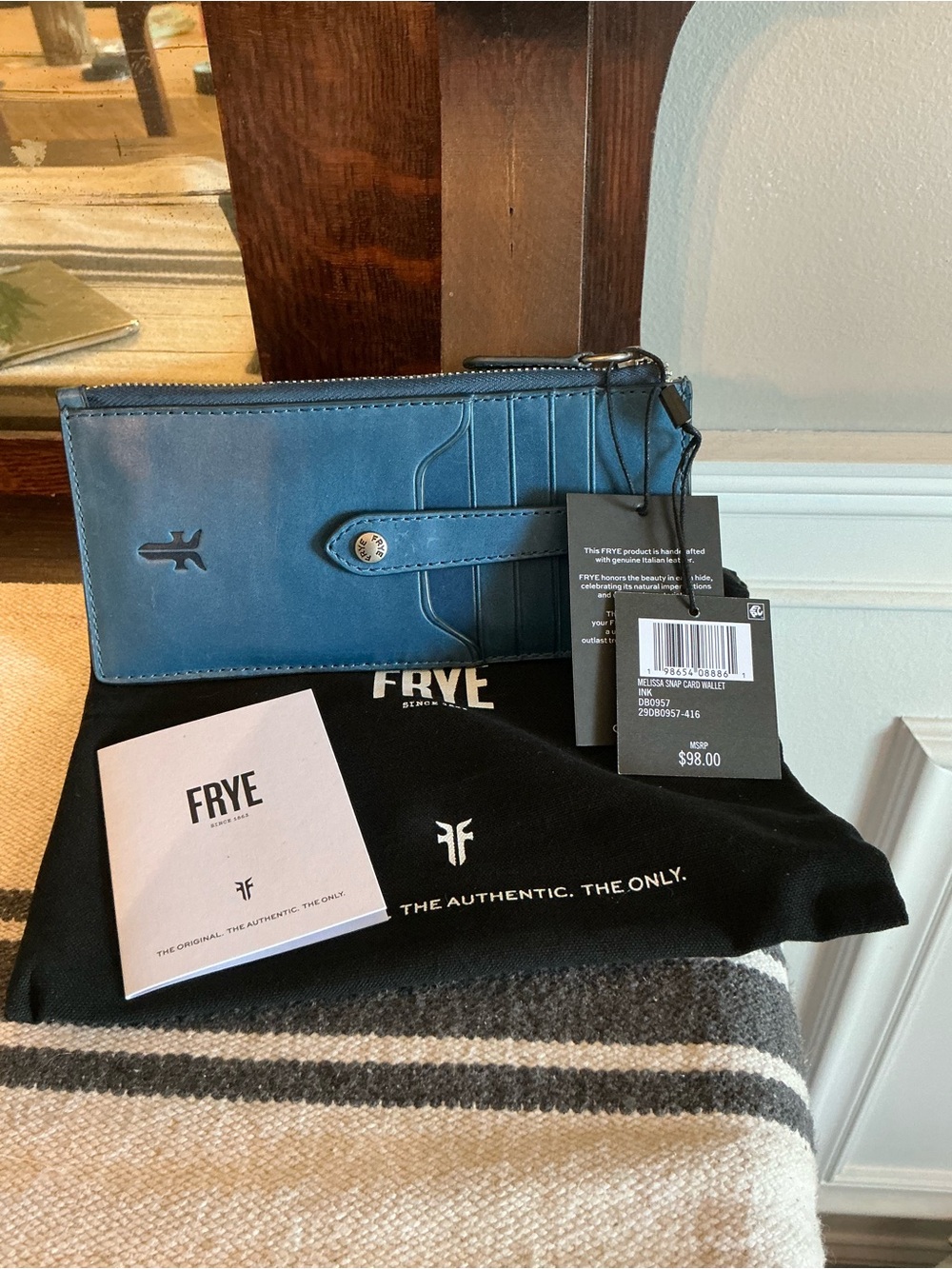 NWT Frye Melissa Leather Snap Card Wallet Ink Blue Retail $98 - Picture 4 of 11